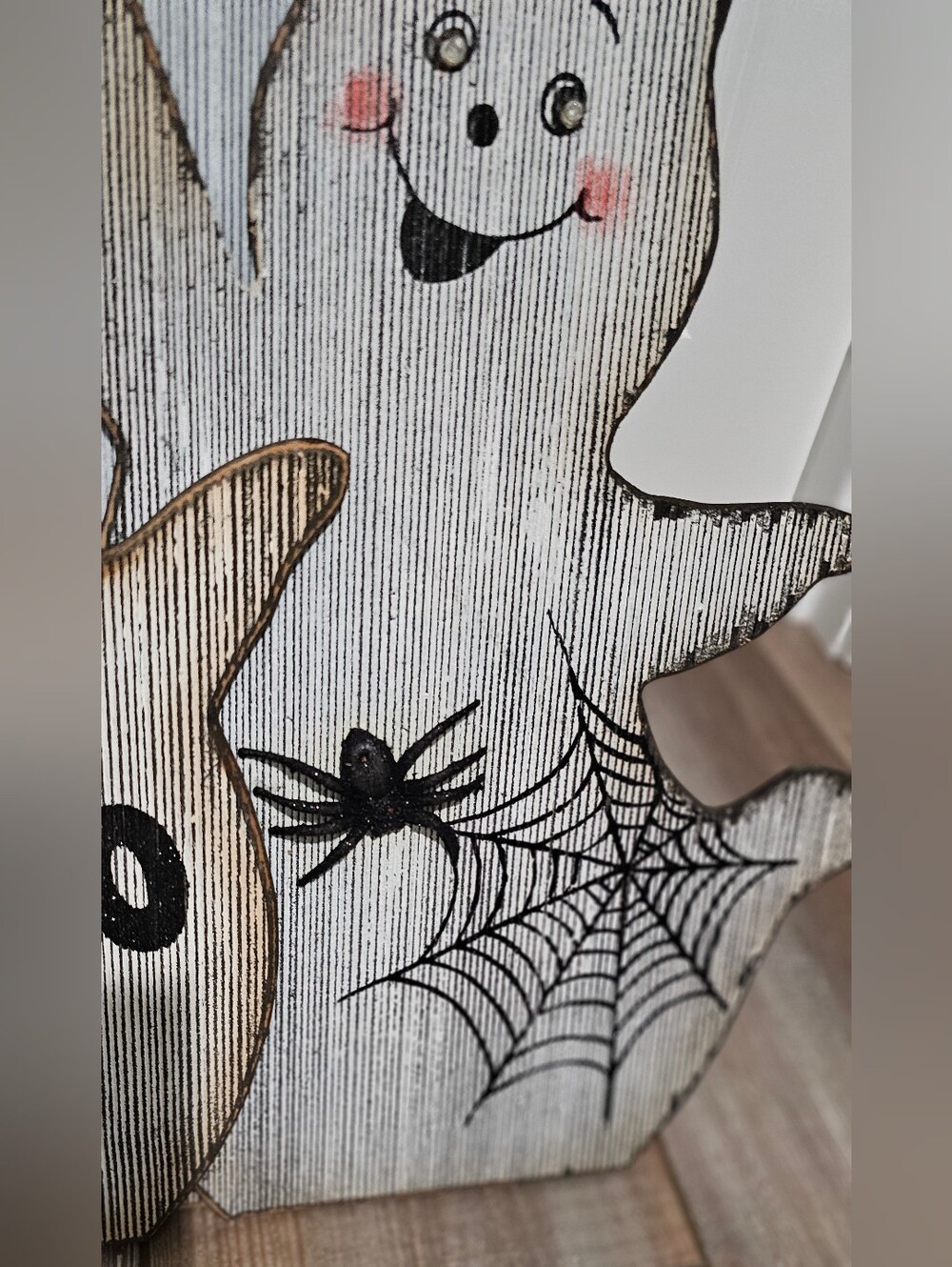 *Rustic Lighted Standing Ghost Decor* - Picture 5 of 10